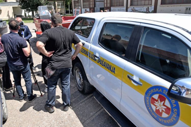 Šest intervencija u jednom danu: HGSS spasio planinara u Paklenici uz podršku HRZ-a