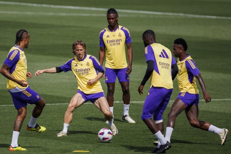 Modrić želi završiti karijeru u Real Madridu, nada se oproštaju poput Kroosa