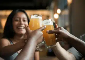 Nova nada za mamurluk: Gel koji pretvara alkohol u octenu kiselinu