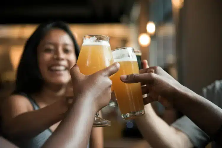 Nova nada za mamurluk: Gel koji pretvara alkohol u octenu kiselinu