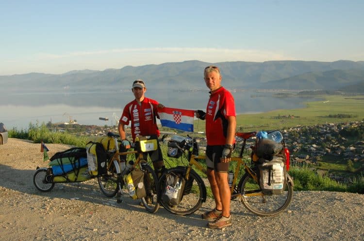 Biciklisti Pedalinca krenuli na 2.200 km dug put do Pariza na Olimpijske igre