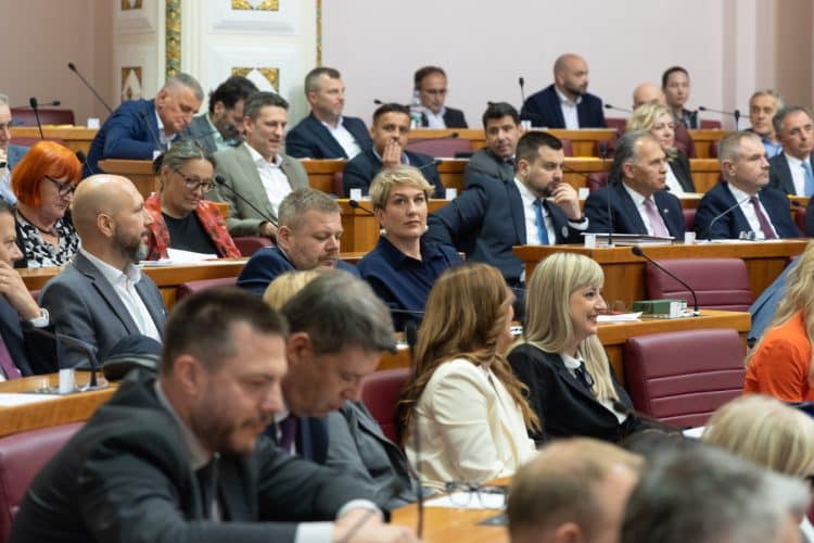 Hrvatski sabor nastavlja s radom nakon stanke – 41 zastupnik postavlja pitanja Vladi