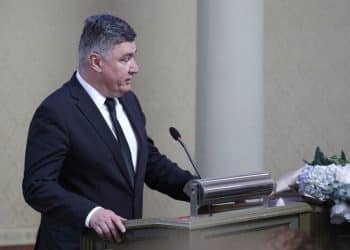 Milanović i Čović upozorili na nekažnjeno ubojstvo osmero hrvatske djece u Vitezu