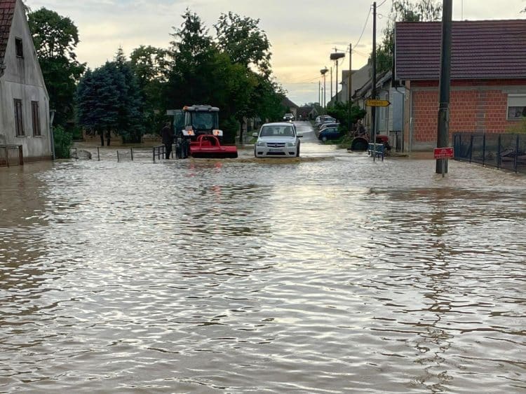 Poplave u Koprivnici: žena preminula od zastoja srca, a ne od utapanja