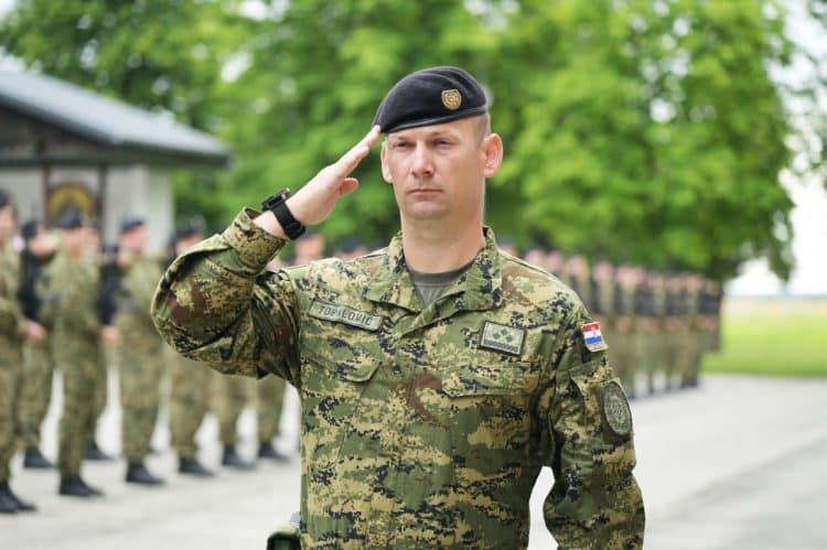 MORH raspisao natječaj za prijam 200 vojnika i 20 dočasnika