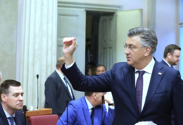 Oštra retorika u Saboru: Marković prozvala Plenkovića zbog DP-a