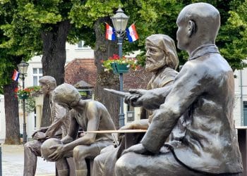 Hrvatski velikani oživjeli na glavnom trgu u bazi nogometne reprezentacije