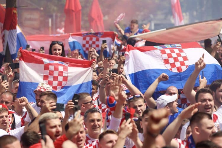 Hrvatski ‘navijački show’ uoči susreta ‘Vatrenih’ i ‘Furije’ u Berlinu
