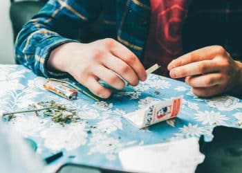 Guverner američke savezne države poništava 175.000 presuda za korištenje marihuane