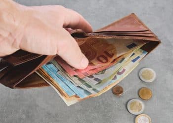 Beskućnik u Amsterdamu vratio novčanik zaboravljen u vlaku s dvije tisuće eura