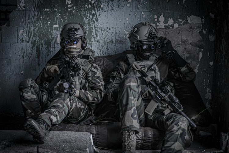 Vojna primjena umjetne inteligencije – strateško odlučivanje, obrada podataka i evakuacija