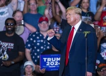 U četvrtak najavljeno veliko sučeljavanje Bidena i Trumpa