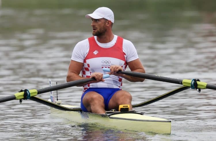 Hrvatski veslač Damir Martin plasirao se u polufinale samca na OI