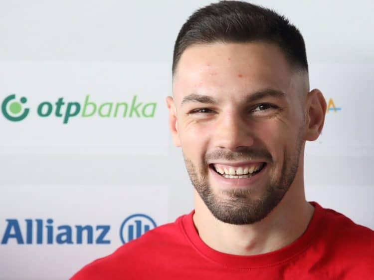 Gabrijel Veočić, jedini hrvatski boksač na OI, izborio četvrtfinale