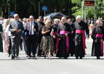 Bunjevački Hrvati u Bačkoj – obilježeno 40 godina svećeništva Andrije Anišića