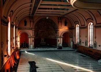 Ostao zaključan u crkvi, pa aktivirao crkvena zvona da se spasi