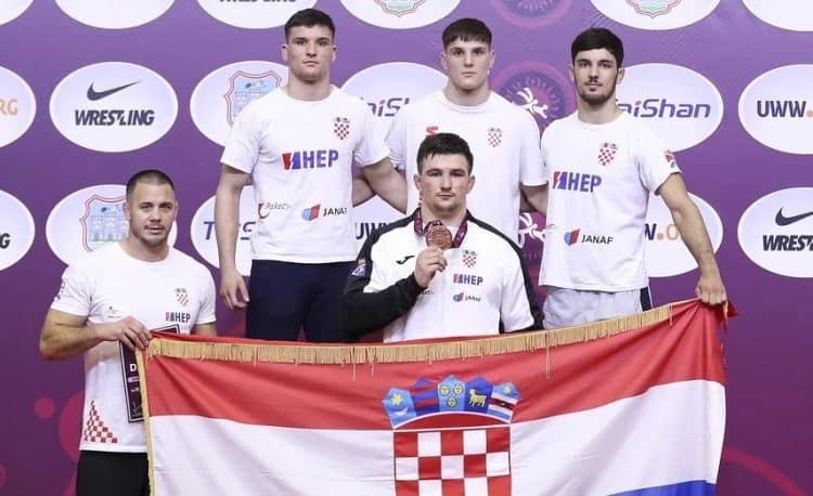 Marko, sin predsjednika Milanovića osvojio broncu na hrvačkom EP-u do 20 godina