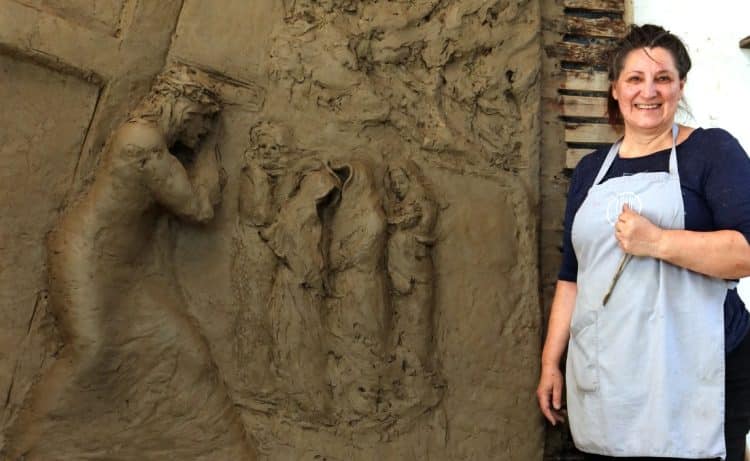 Isusove riječi upućene svim ženama do kraja svijeta – izložba akademske kiparice Dijane Ive Sesartić