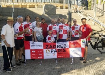 ‘Pedalinci’ iz Zagreba krenuli biciklima u Pariz na Olimpijske igre