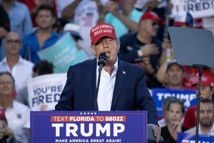 Sud odbacio optužbe protiv Trumpa vezane uz čuvanje povjerljivih dokumenata