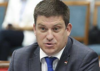 Butković ne želi ništa prikrivati o stanju u Jadroliniji i sigurnosti trajektnog prometa