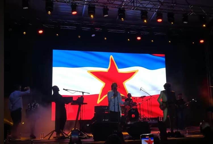 Pljuni i zapjevaj moja post-Jugoslavijo