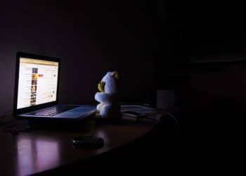 Poražavajući podatak, čak 97 posto djece i mladih odobrava vulgarne izraze online