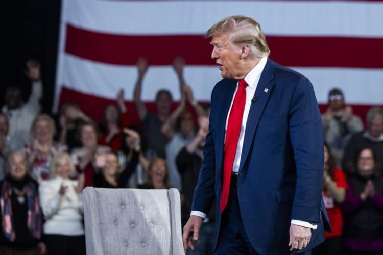 Trump: ‘Kamala Harris je osoba s vrlo niskim kvocijentom inteligencije’