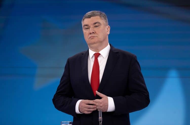 Prema prvim rezultatima DIP-a Milanović pobjeđuje u prvom krugu s 50,11 posto glasova