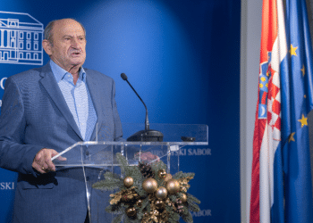 Pomoć umirovljenicima: 80 eura jednokratnog dodatka uoči Božića