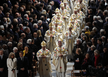 Notre Dame zasjala u novom ruhu: Povijesni povratak katedrale
