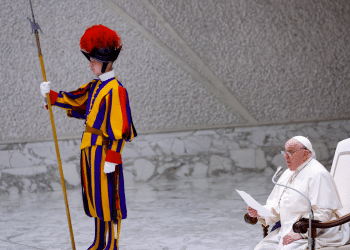 Papa Franjo o zračnim napadima na Gazu: ‘Jučer su bombardirana djeca’