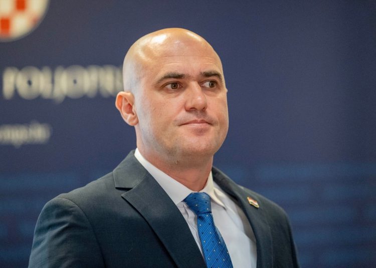 Potpredsjednik Vlade i ministar poljoprivrede Josip Dabro podnio ostavku