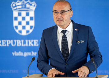 Hrvatska i Crna Gora započinju pregovore o otvorenim pitanjima