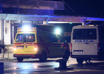 Umro vozač koji je u splitskoj luci automobilom pao u more