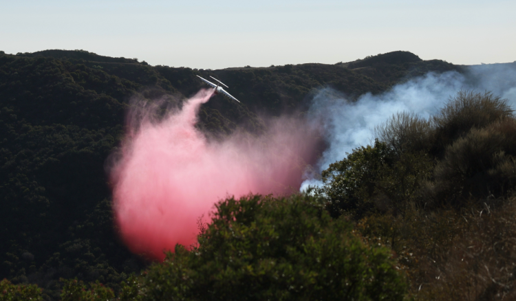 Dobre vijesti iz Los Angelesa: Dva velika požara stavljena pod kontrolu