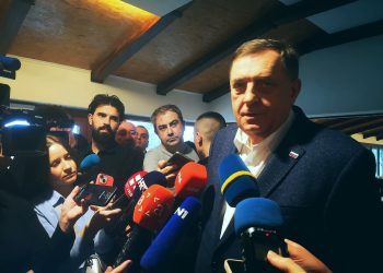 Milorad Dodik nepravomoćno osuđen na godinu dana zatvora