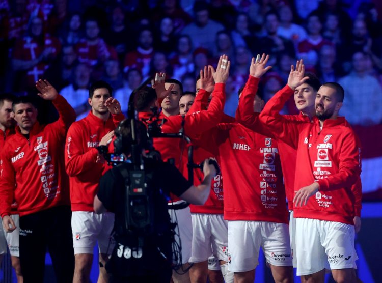 Hrvatska rukometna reprezentacija osvojila srebrnu medalju!