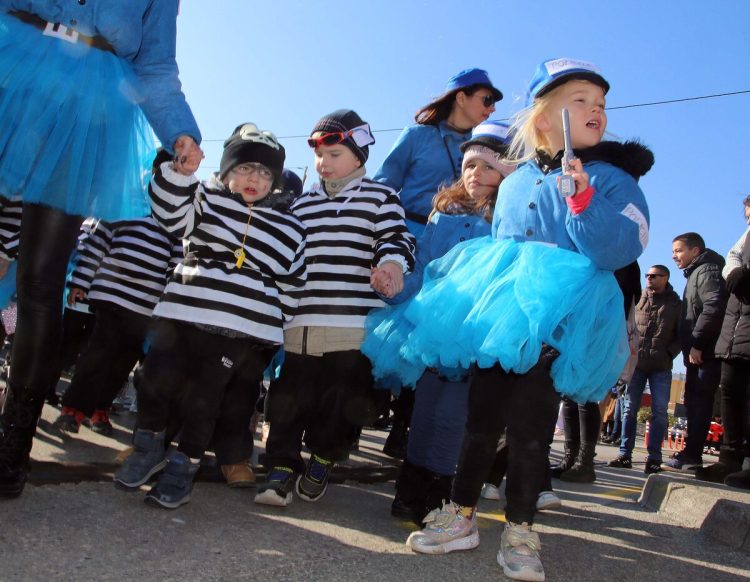 Dječja karnevalska povorka Riječkog karnevala sa 6 700 maskiranih mališana