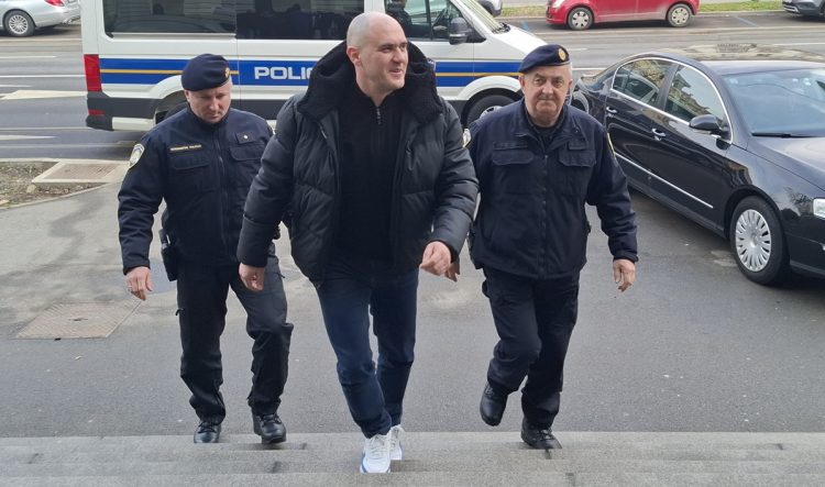Dabro u istražnom zatvoru zbog povrede prava djeteta i ilegalnog oružja