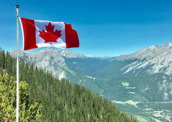 Kanađani masovno kupuju zastave nakon Trumpovih prijetnji