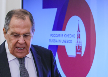 Putin šalje Lavrova i Ušakova na sastanak s Trumpovim dužnosnicima