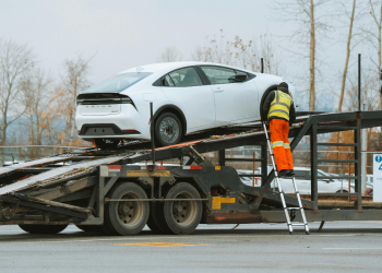 Moderni automobili ne prepoznaju reflektirajuću odjeću