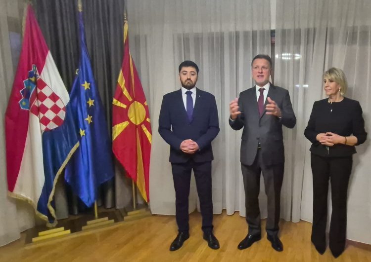 Hrvatska manjina u Sjevernoj Makedoniji voljela bi biti uvrštena u ustav te zemlje