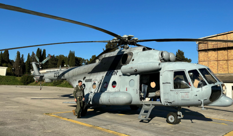 Helikopter Hrvatskog ratnog zrakoplovstva poletio je u Sjevernu Makedoniju radi pružanja pomoći