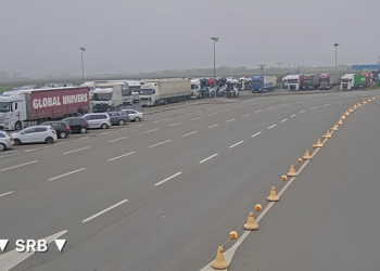 Prometni kaos: Gužve na Tovarniku, prekidi trajekata i loši uvjeti na cestama