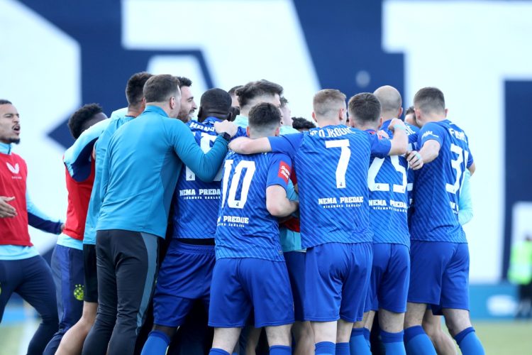 Dinamo slavio protiv Rijeke i ostao u utrci za naslov