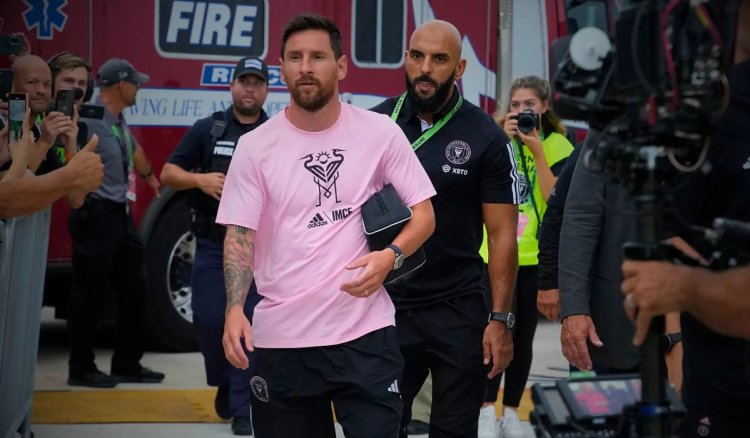 Tjelohranitelj Messija više ne smije biti uz aut-liniju tijekom utakmice