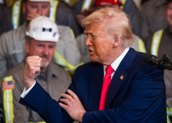 Trump: ‘Za rat krivim Zelenskog i korumpiranog Bidena’