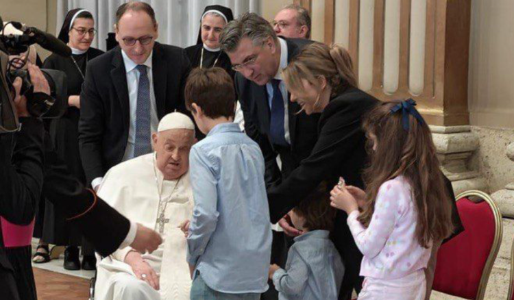 Plenković: ‘Papa Franjo bio je primjer hrabrosti, odlučnosti i čovječnosti, bio je reformator’